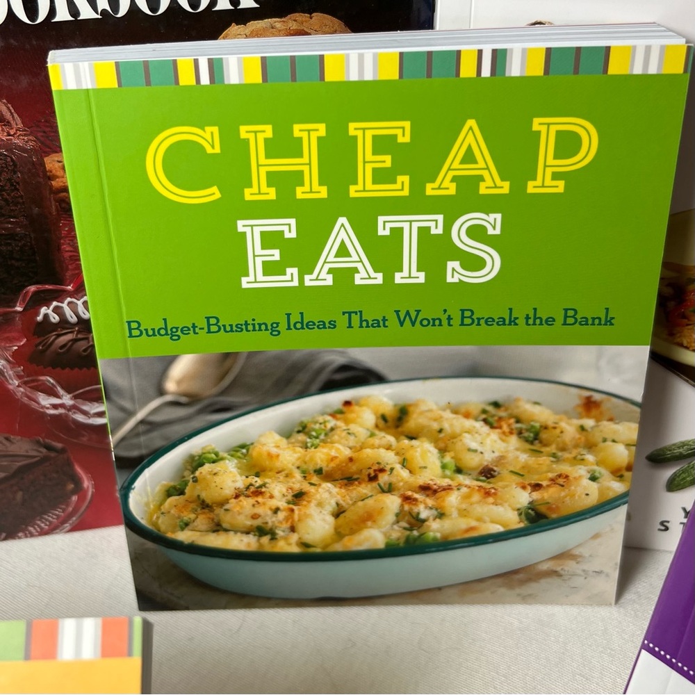 COOKBOOK NOOK GIFT SET - Picture 8 of 14